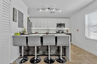1838 Fillmore St-Unit -1 in Hollywood, FL - Building Photo - Building Photo