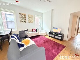 17 Aberdeen St, Unit 6 in Boston, MA - Building Photo