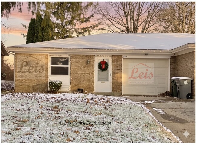 property at 1525 Saratoga Dr