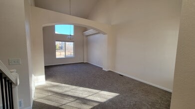 307 Graham Lane in Johnstown, CO - Building Photo - Building Photo