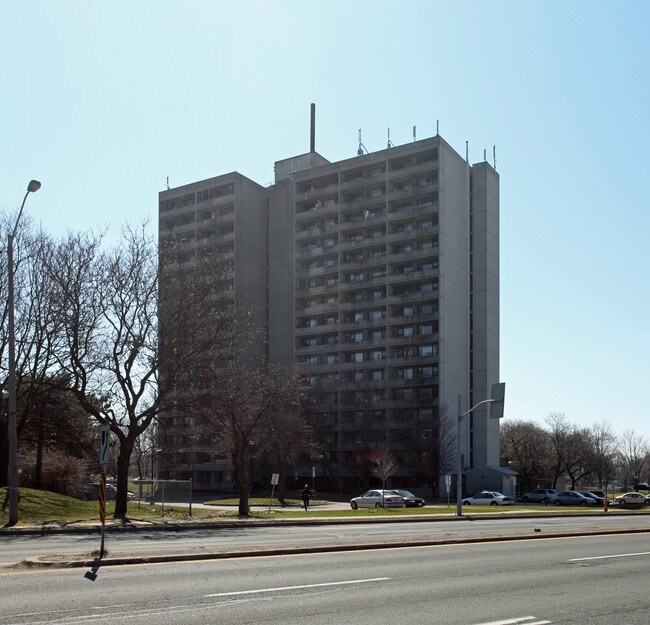 Adanac Apartments in Toronto, ON - Building Photo - Building Photo