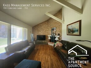 700 Concord Ln in Barrington, IL - Building Photo - Building Photo