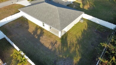 1428 Talbott St in Palm Bay, FL - Building Photo - Building Photo