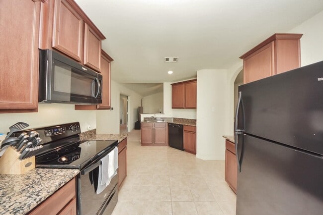 10803 Dover White Dr