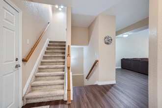 2698 Avalanche Heights in Colorado Springs, CO - Foto de edificio - Building Photo