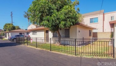 7253 Richfield St in Paramount, CA - Foto de edificio - Building Photo