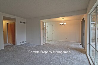 426 164th Ave NE in Bellevue, WA - Building Photo - Building Photo