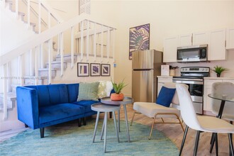 1753 SW 11th Terrace-Unit -B in Miami, FL - Building Photo - Building Photo