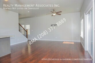9165 W Tillamook Dr in Boise, ID - Building Photo - Building Photo