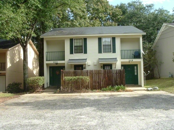 915 McCay Ave in Mobile, AL - Foto de edificio