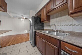 401 US-22 in Plainfield, NJ - Building Photo - Building Photo