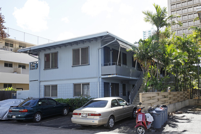 1211 Kamaile St in Honolulu, HI - Building Photo - Building Photo