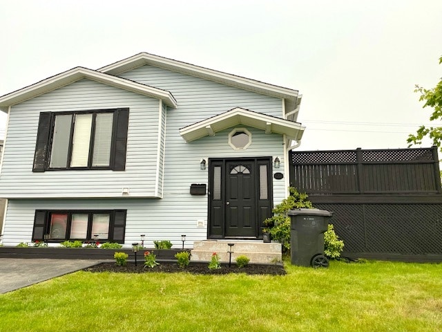 property at 2 Frobisher Ave