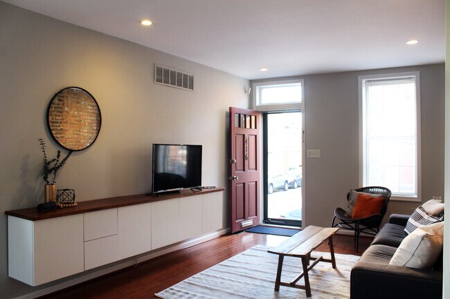 416 E Gittings St., Unit 416 E Gittings St in Baltimore, MD - Building Photo - Building Photo