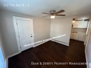 742 7th Ave N in St. Petersburg, FL - Building Photo - Building Photo