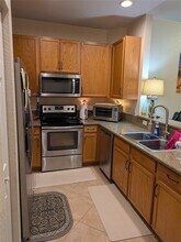 9073 Plymouth Pl in Tamarac, FL - Foto de edificio - Building Photo