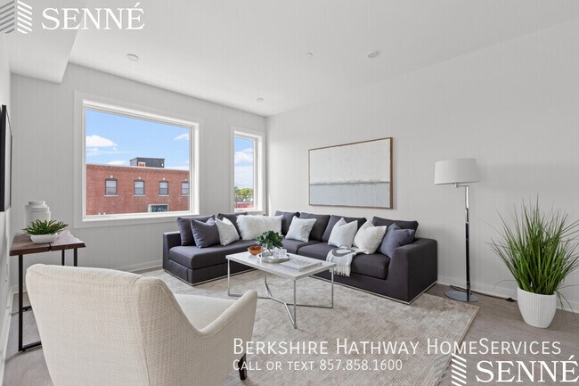 27 Horace St in Somerville, MA - Building Photo - Building Photo