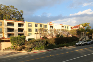 1220 Coast Village Rd Apartamentos