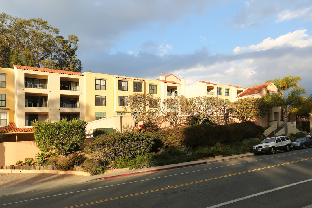 1220 Coast Village Rd in Santa Barbara, CA - Foto de edificio