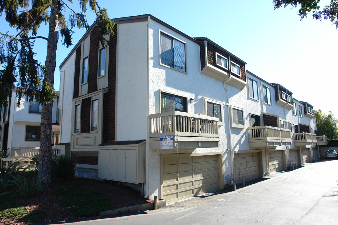 850 Bellomy St in Santa Clara, CA - Building Photo