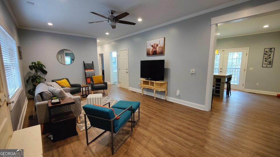 2112 Samuel Pl in Decatur, GA - Foto de edificio