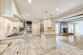 14726 Oak Bend Dr in Houston, TX - Building Photo - Building Photo