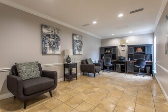 Regatta in Houston, TX - Foto de edificio - Interior Photo