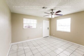 11520 SW 193rd St in Miami, FL - Building Photo - Building Photo