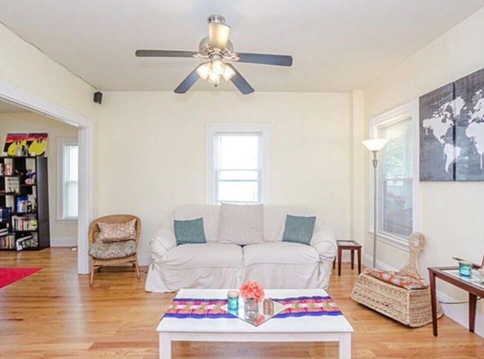 25 Magdala St in Boston, MA - Building Photo