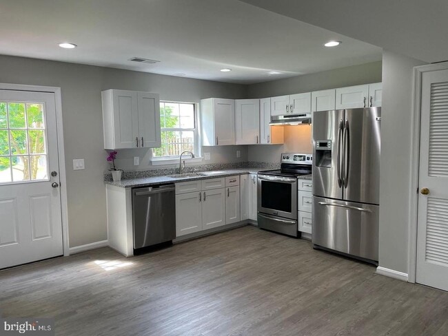 property at 108 Hunter Run Rd