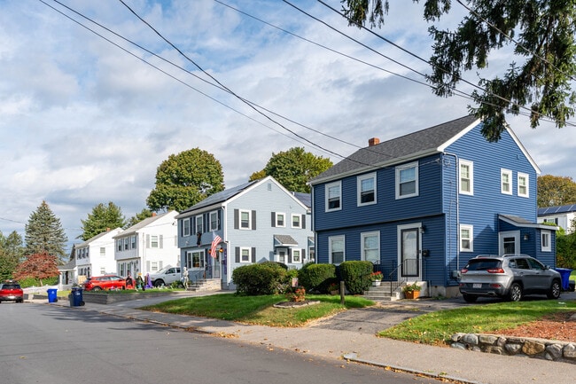 Apartments for rent in Hyde Park, MA