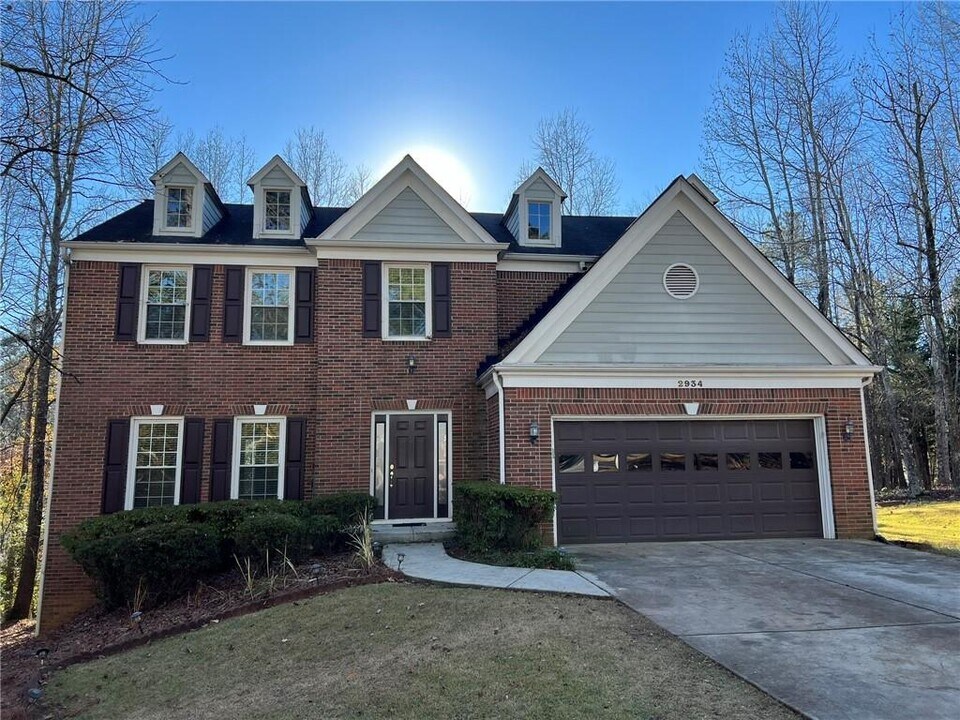 2934 Canton Chase Dr in Marietta, GA - Building Photo