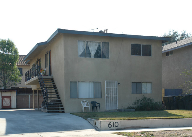 610 E 4th St in Corona, CA - Building Photo - Building Photo