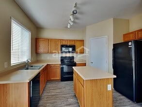 1217 S 121st Dr in Avondale, AZ - Building Photo - Building Photo