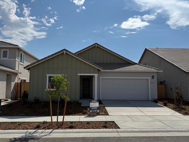 property at 8089 Trapper Rnch Rd
