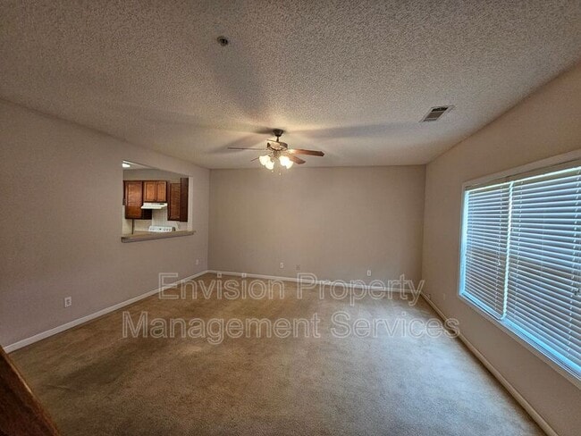 3392 Hidden Stream Ct in Stockbridge, GA - Building Photo - Building Photo