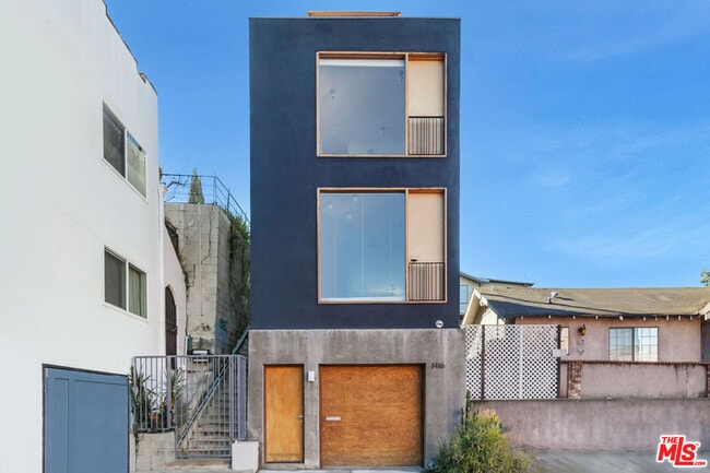 property at 1416 Fairbanks Pl