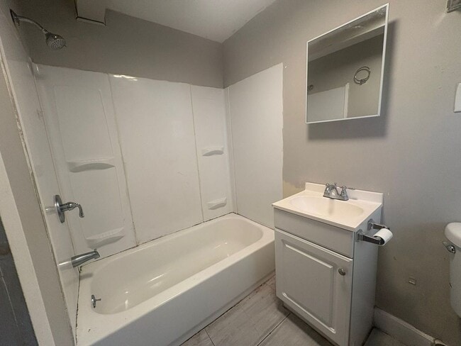 83 Mill River St in New Haven, CT - Building Photo - Building Photo