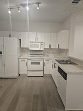 3637 San Simeon Cir in Weston, FL - Building Photo - Building Photo