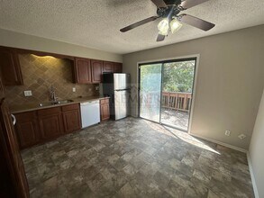 8428 Lane Pl in Raytown, MO - Building Photo - Building Photo