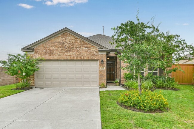 property at 12617 White Cove Dr