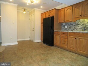126 Berwick Pl in Lansdale, PA - Building Photo - Building Photo