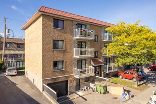 8996 Boul in Montréal, QC - Building Photo