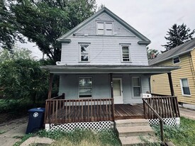 427 Rhodes Ave