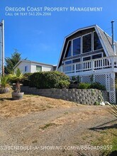 1020 2nd St in Netarts, OR - Building Photo - Building Photo