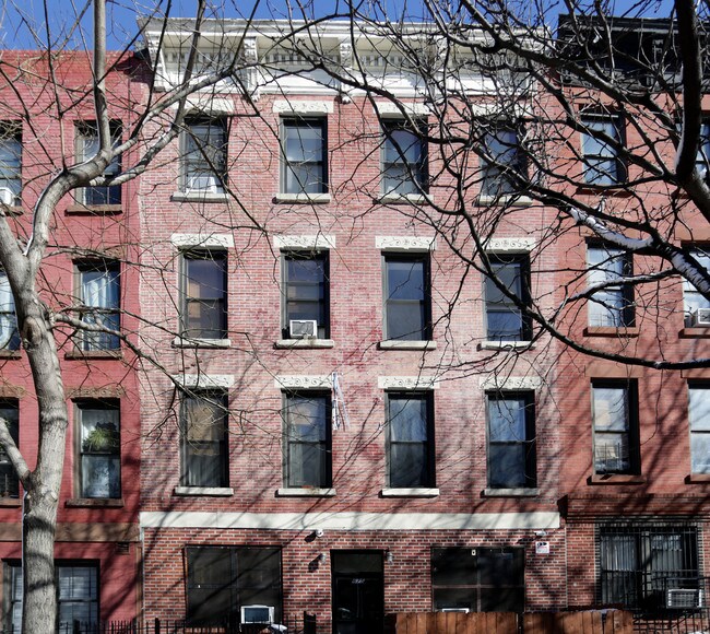 675 Union St in Brooklyn, NY - Building Photo - Building Photo