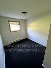 51 Glenwood Dr in Bangor, ME - Foto de edificio - Building Photo