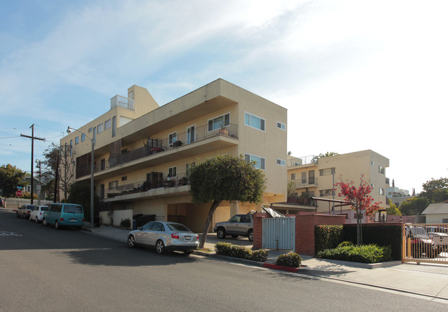 Tropikia in Santa Monica, CA - Foto de edificio - Building Photo