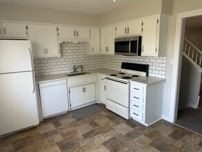 8703 N Hull Dr in Kansas City, MO - Building Photo - Building Photo