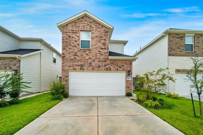 1538 Revolution Way